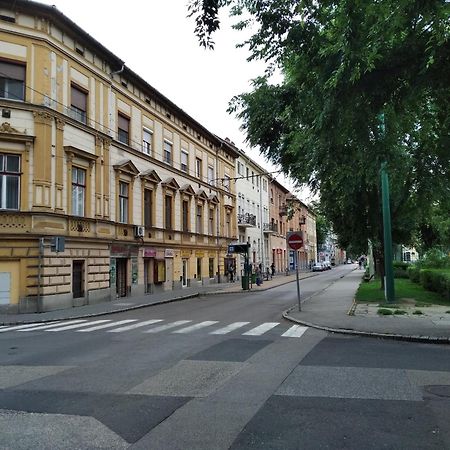 Sarahome1 Szegedin Exterior foto