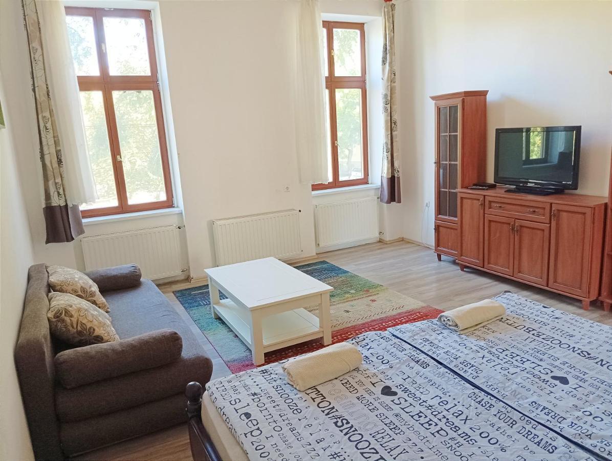 Sarahome1 Szegedin Exterior foto